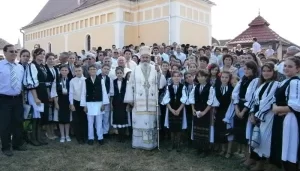 foto-ansamblu-cu-ips-laurentiu-la-sfintire1