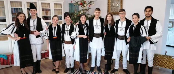biserica-veche-din-cristian-lacas-ziditor-de-suflet-romanesc-358106