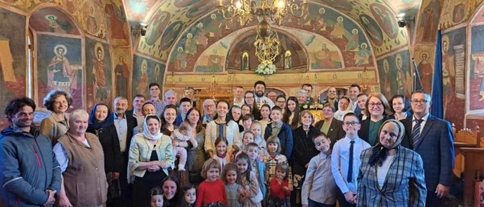 biserica-veche-din-cristian-lacas-ziditor-de-suflet-romanesc-358108